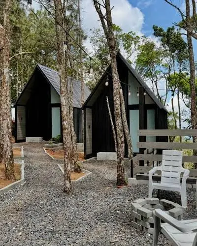 Tiny Cabin exterior